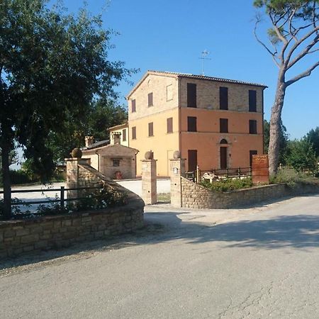 Agriturismo "Le Piagge" Castelplanio ภายนอก รูปภาพ